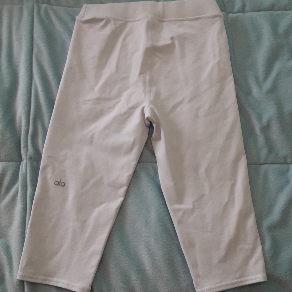 Alo Cropped Leggings